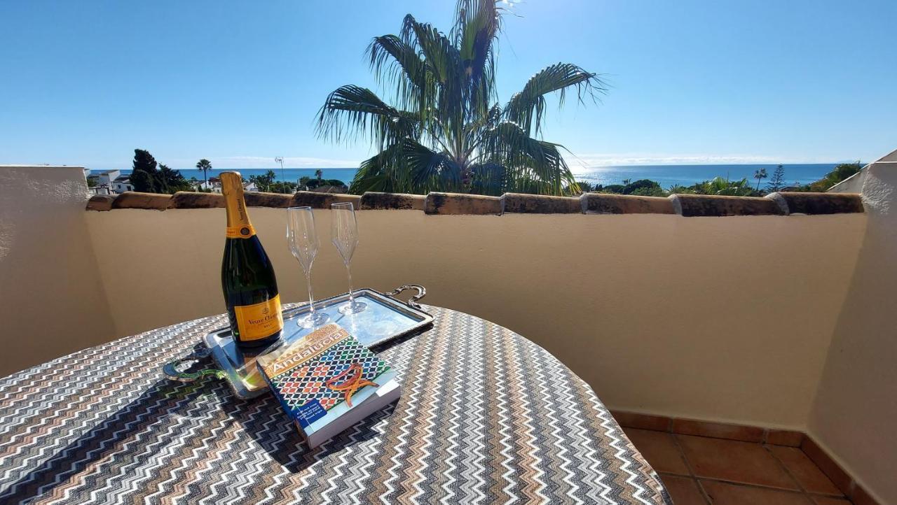 Townhouse With Beautifull Sea View In Costabella *